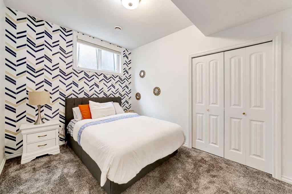 MLS® A2265768 - 7102 39 Street  in Parkview Estates Lloydminster, Residential