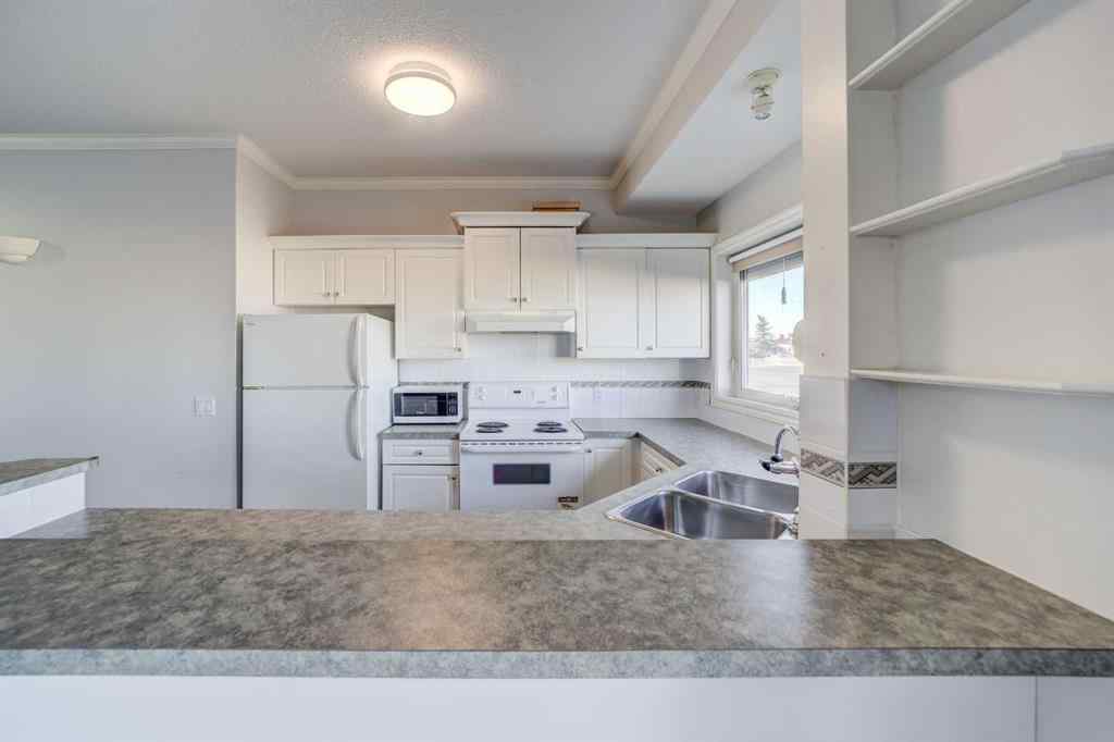 MLS® A2265771 - Unit #103 6 Skyline Crescent  in NONE Claresholm, Residential
