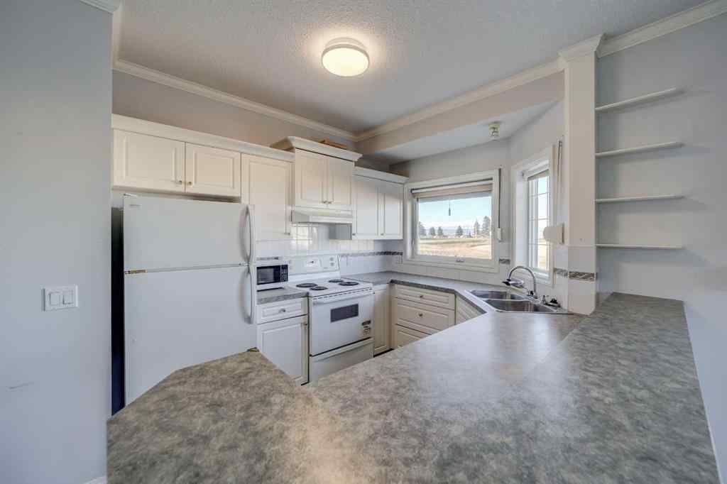 MLS® A2265771 - Unit #103 6 Skyline Crescent  in NONE Claresholm, Residential