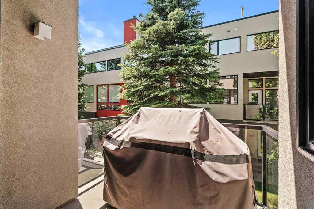 MLS® A2265775 - Unit #105 1720 12 Street SW in Lower Mount Royal Calgary, Residential