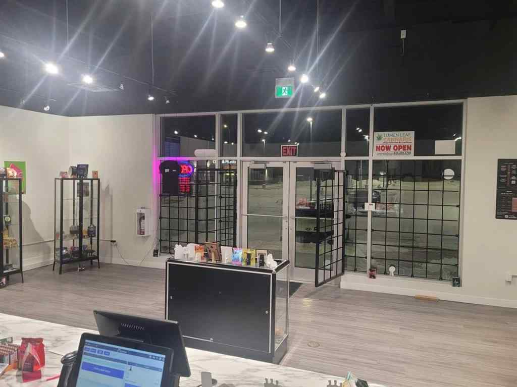 MLS® A2265776 - Unit #250 318 Nolanridge Crescent NW in Nolan Hill Calgary, Commercial