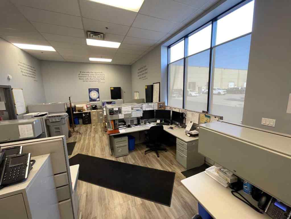 MLS® A2265778 - Unit #101 3750 46 Avenue SE in Eastfield Calgary, Commercial