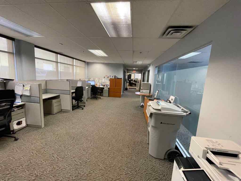 MLS® A2265778 - Unit #101 3750 46 Avenue SE in Eastfield Calgary, Commercial