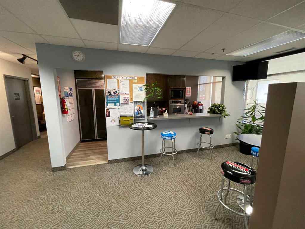 MLS® A2265778 - Unit #101 3750 46 Avenue SE in Eastfield Calgary, Commercial