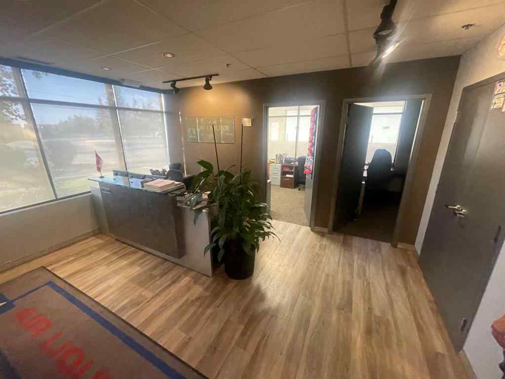 MLS® A2265778 - Unit #101 3750 46 Avenue SE in Eastfield Calgary, Commercial