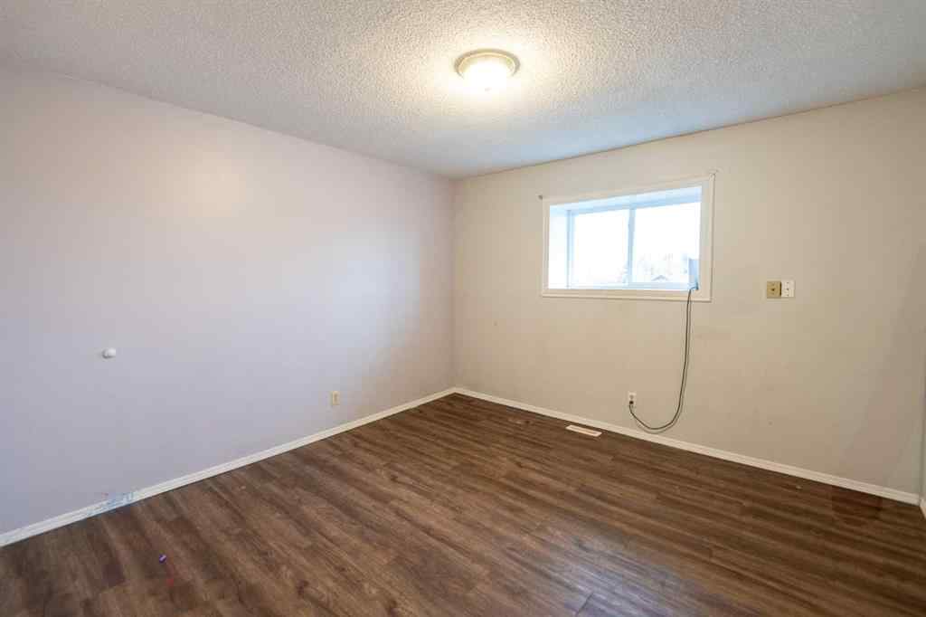 MLS® A2265782 - 5702 44 Ave   in NONE Fort Vermilion, Residential