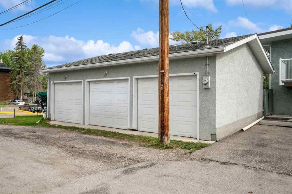 MLS® A2265783 - 1123 Mckinnon Drive NE in Mayland Heights Calgary, Commercial