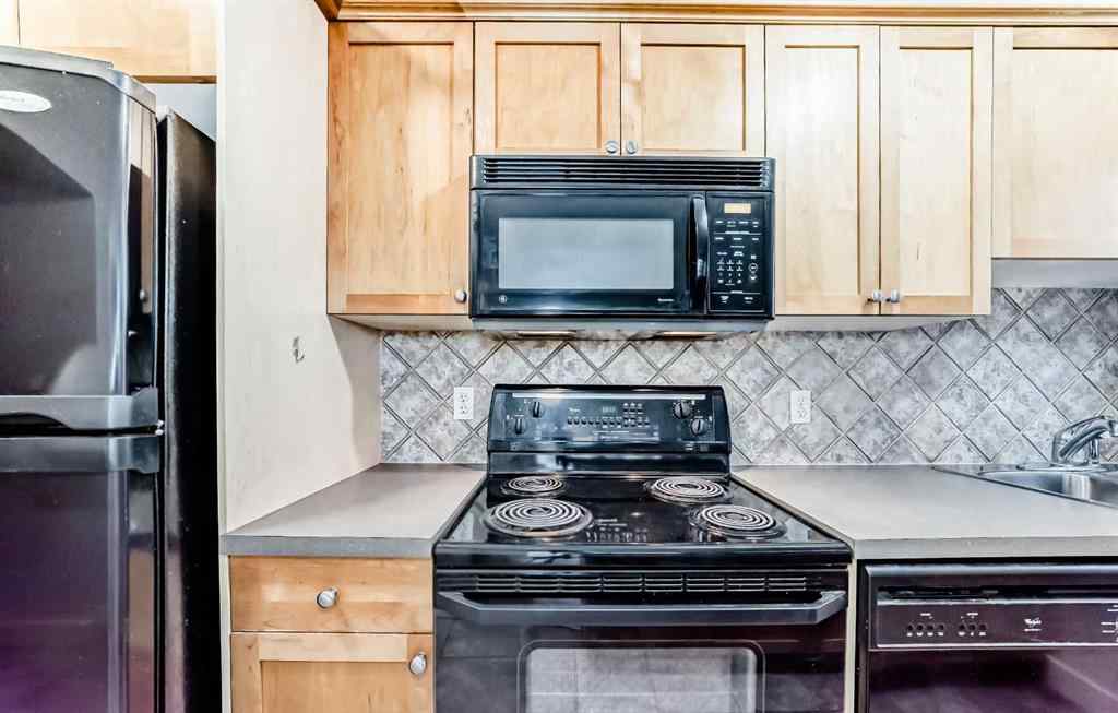 MLS® A2265785 - Unit #303 1331 15 Avenue SW in Beltline Calgary, Residential