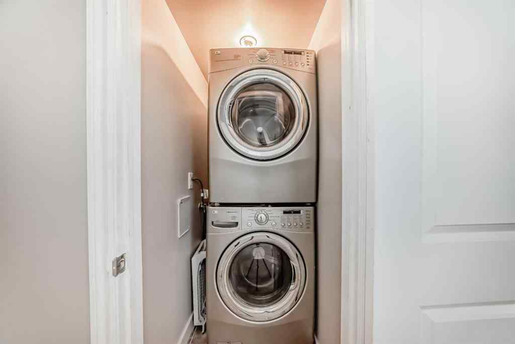 MLS® A2265785 - Unit #303 1331 15 Avenue SW in Beltline Calgary, Residential