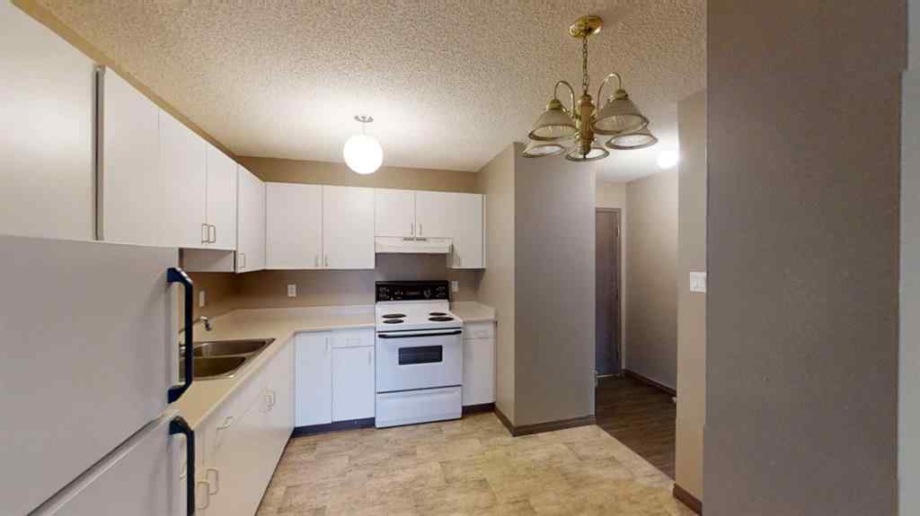 MLS® A2265789 - Unit #206 5117 44 Street  in NONE High Prairie, Rental