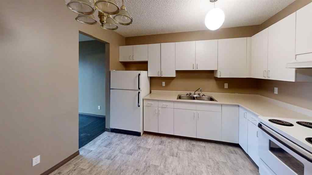 MLS® A2265789 - Unit #206 5117 44 Street  in NONE High Prairie, Rental