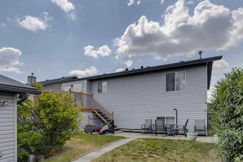 MLS® A2265790 - 1656 Strathcona Gate  in Strathaven Strathmore, Residential