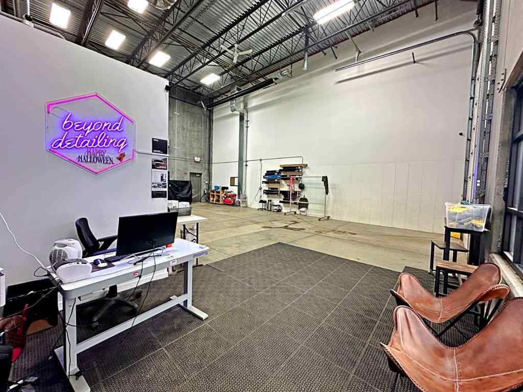 MLS® A2265793 - Unit #305 400 Mackenzie Boulevard  in Mackenzie Park Fort McMurray, Commercial