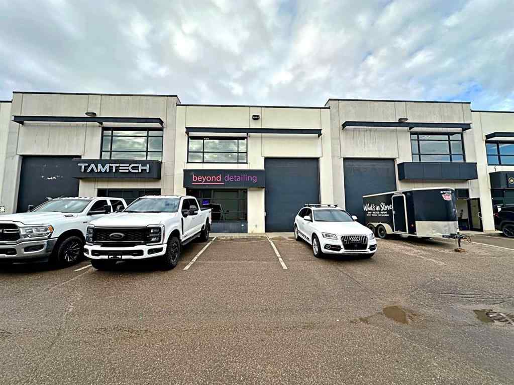 MLS® A2265793 - Unit #305 400 Mackenzie Boulevard  in Mackenzie Park Fort McMurray, Commercial