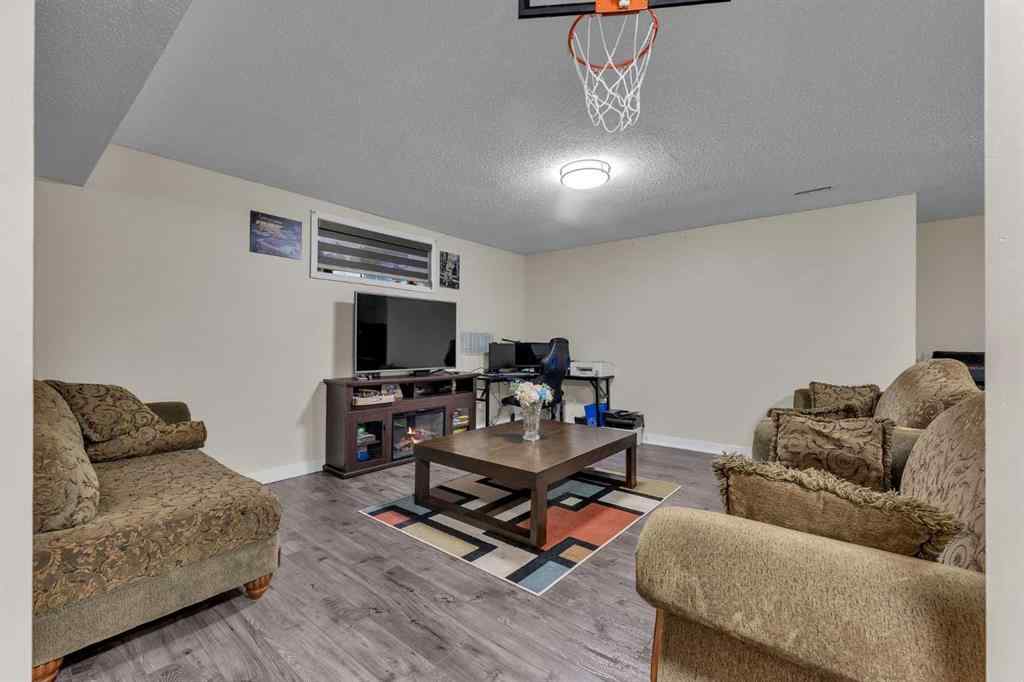 MLS® A2265795 - 138 Saddlecrest Park NE in Saddle Ridge Calgary, Residential