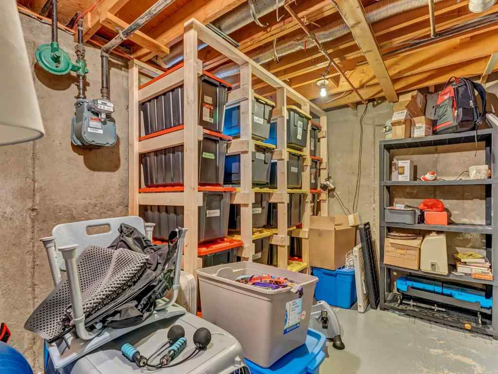 MLS® A2265802 - 699 14 Street NE in Northeast Crescent Heights Medicine Hat, Residential