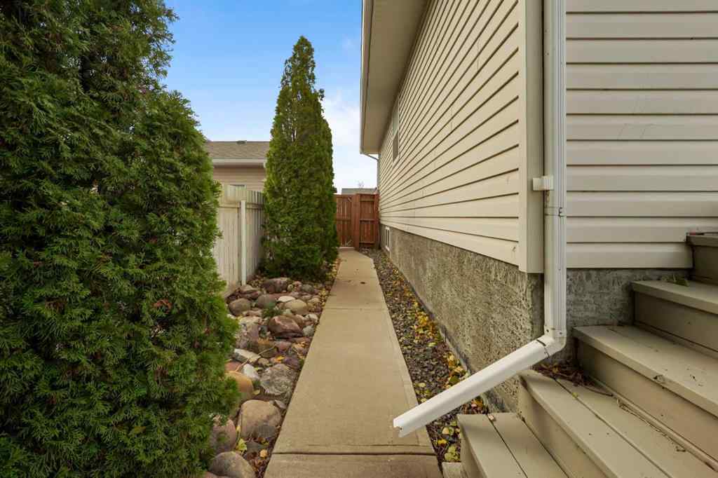 MLS® A2265803 - 1114 24 Avenue  in NONE Coaldale, Residential