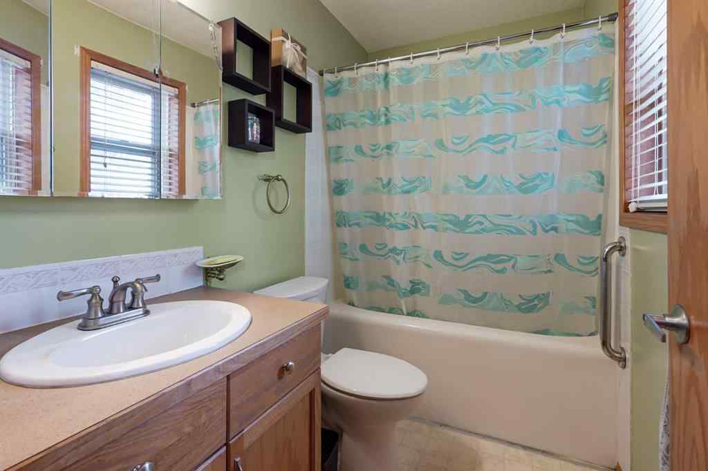 MLS® A2265803 - 1114 24 Avenue  in NONE Coaldale, Residential