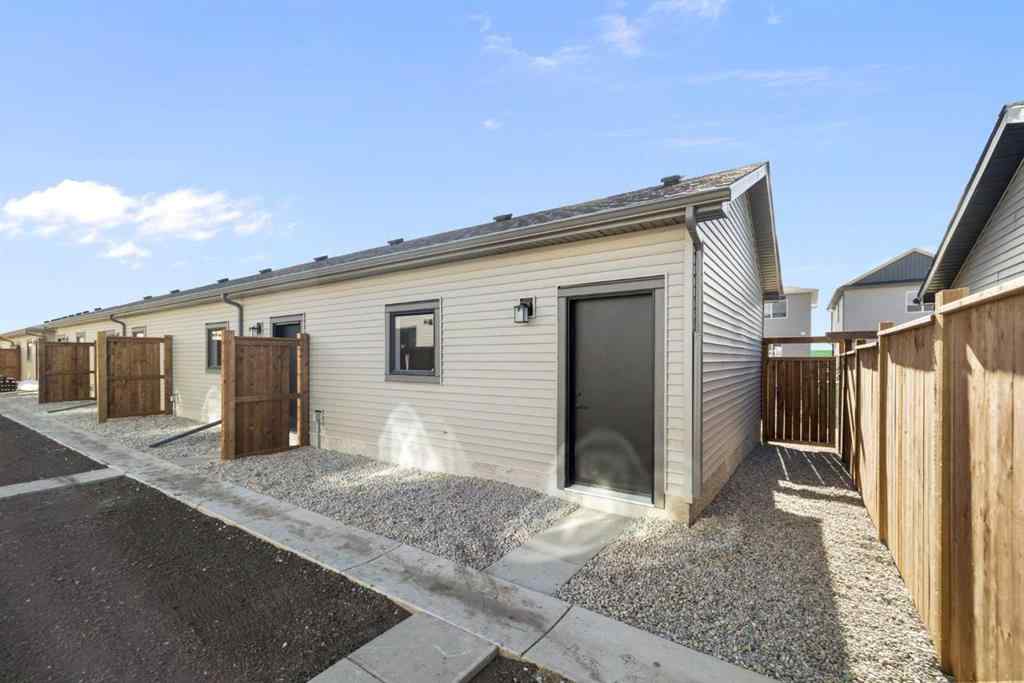 MLS® A2265805 - 215 Belvedere Avenue SE in Belvedere Calgary, Residential