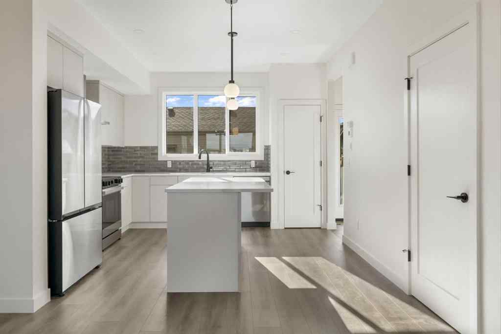 MLS® A2265805 - 215 Belvedere Avenue SE in Belvedere Calgary, Residential