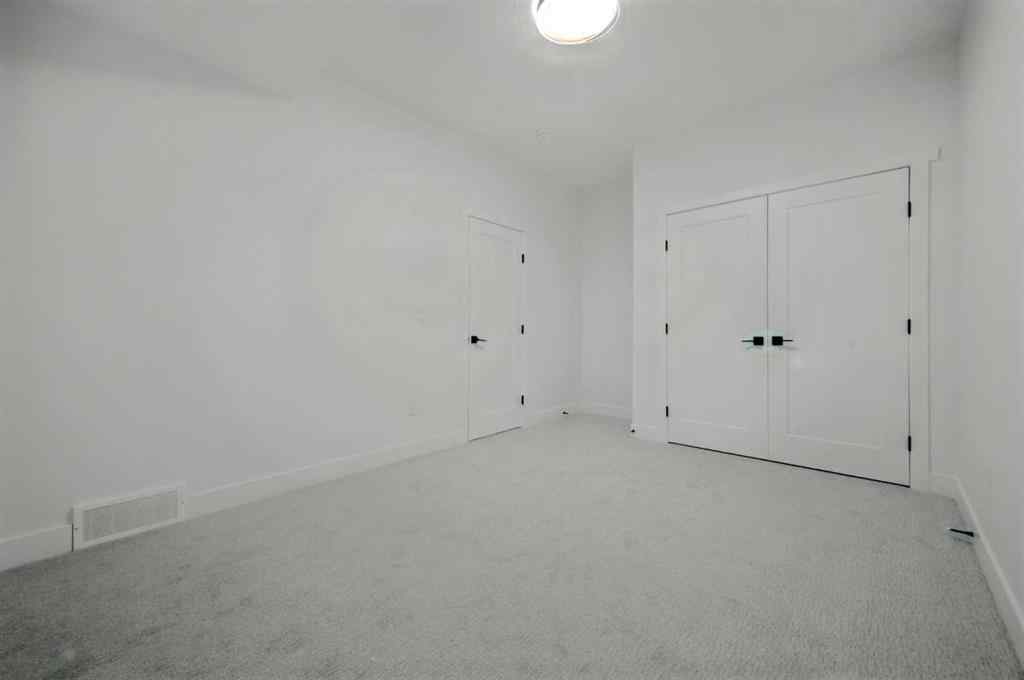 MLS® A2265807 - 926 21 Avenue NW in Mount Pleasant Calgary, Residential