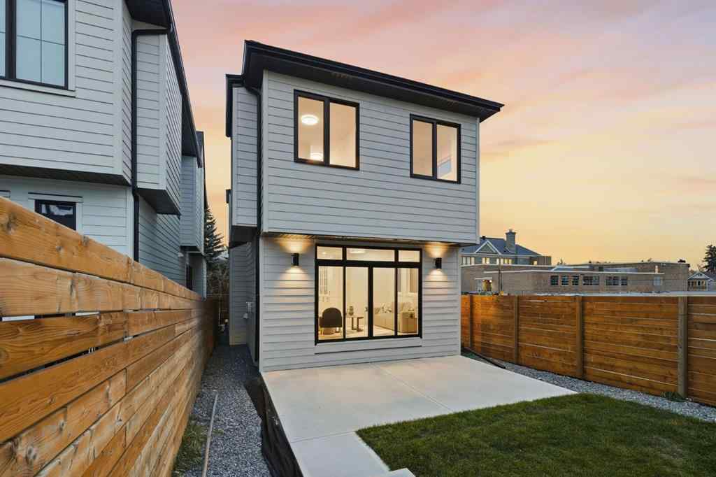 MLS® A2265807 - 926 21 Avenue NW in Mount Pleasant Calgary, Residential