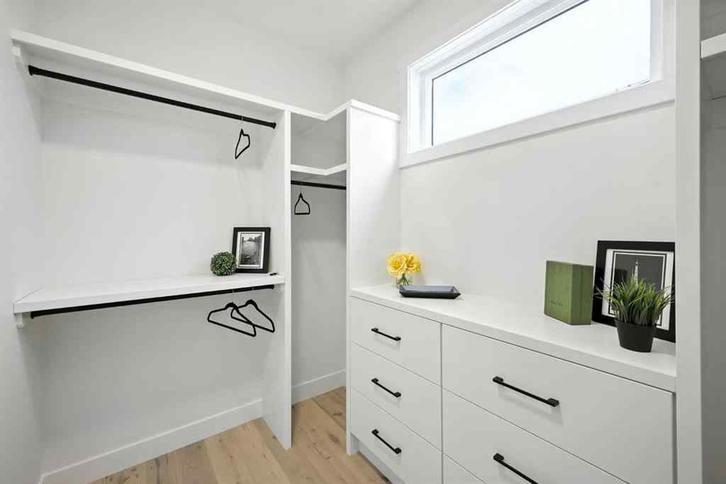 MLS® A2265807 - 926 21 Avenue NW in Mount Pleasant Calgary, Residential