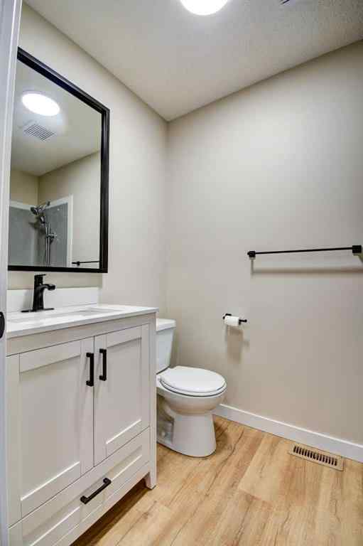 MLS® A2265815 - 112 Dixon Crescent  in Deer Park Estates Red Deer, Residential