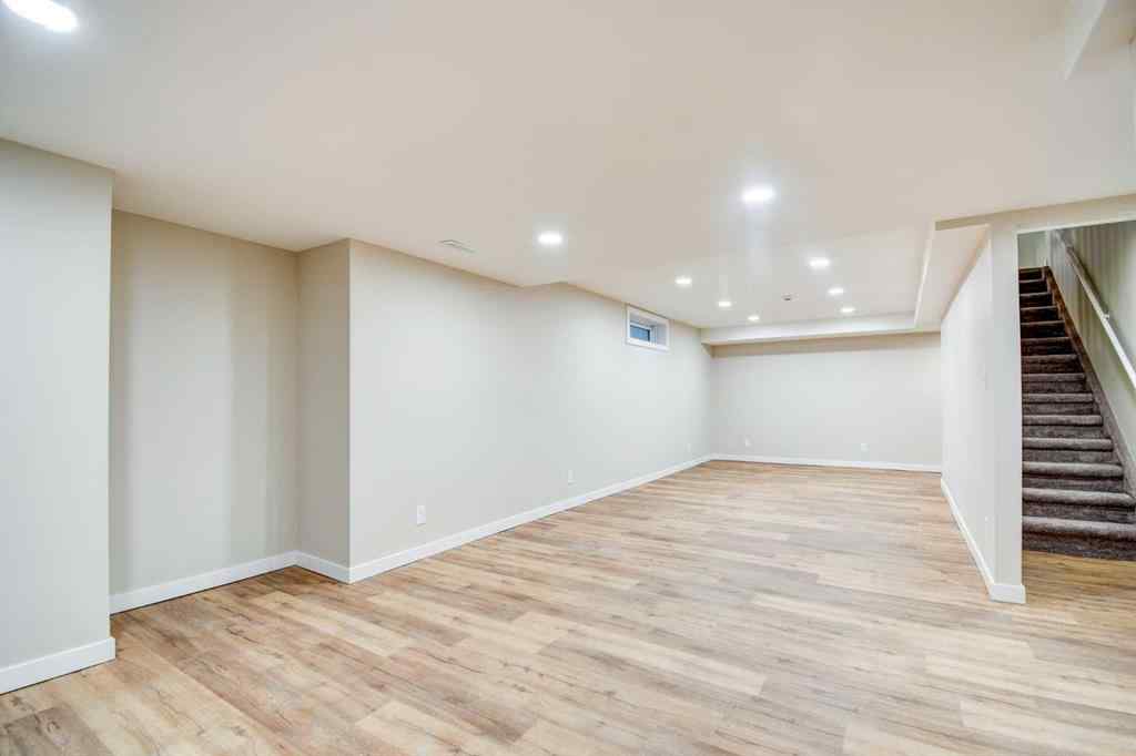 MLS® A2265815 - 112 Dixon Crescent  in Deer Park Estates Red Deer, Residential