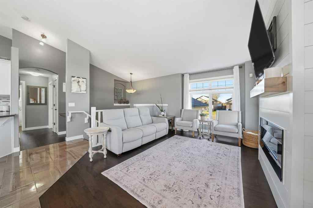 MLS® A2265824 - 199 Robinson Avenue  in Park Place Penhold, Residential