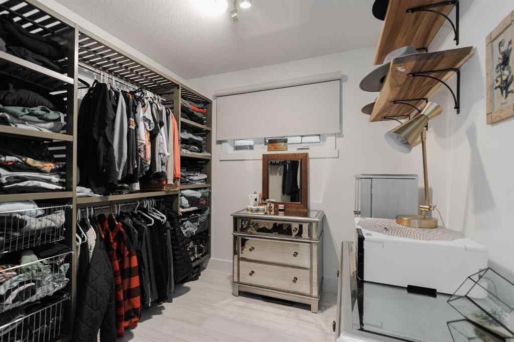 MLS® A2265827 - 21 Gregoire Avenue  in Gregoire Lake Gregoire Lake Estates, Residential