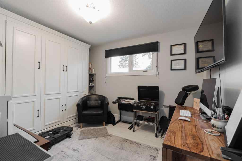 MLS® A2265827 - 21 Gregoire Avenue  in Gregoire Lake Gregoire Lake Estates, Residential