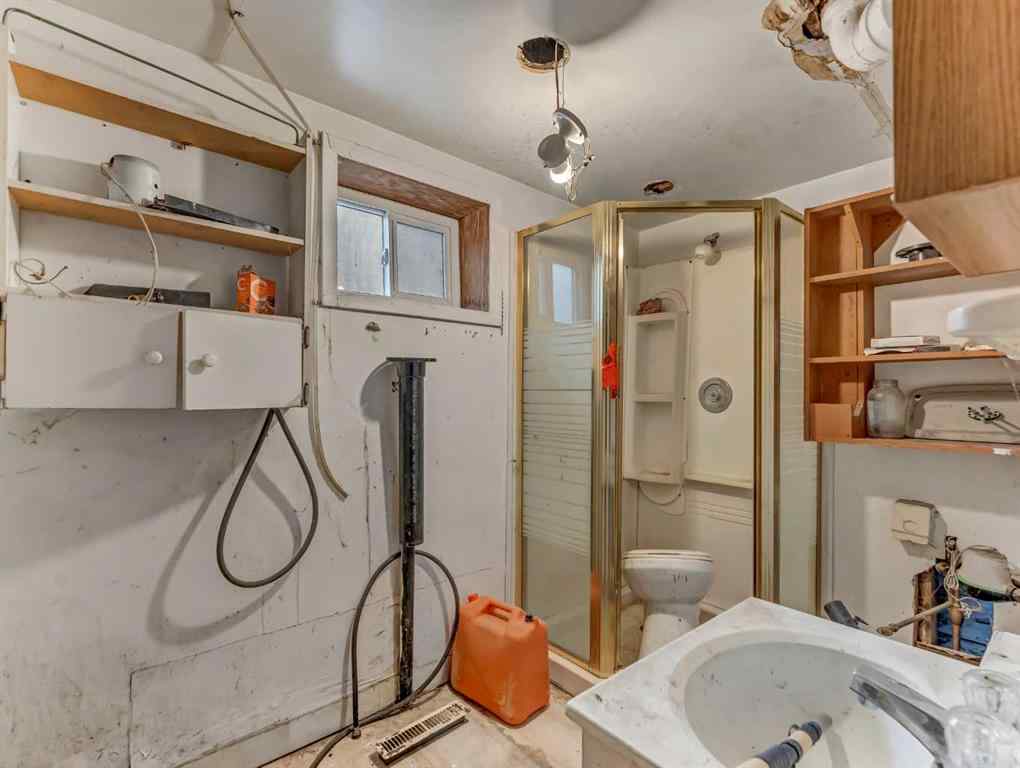 MLS® A2265828 - 960 5 Street SE in River Flats Medicine Hat, Residential