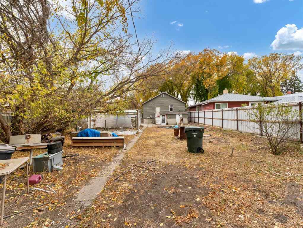 MLS® A2265828 - 960 5 Street SE in River Flats Medicine Hat, Residential