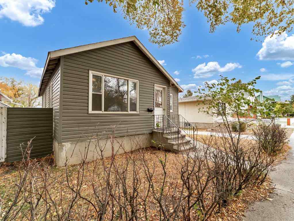 MLS® A2265828 - 960 5 Street SE in River Flats Medicine Hat, Residential