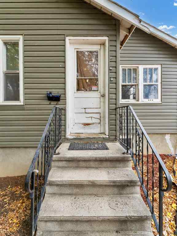 MLS® A2265828 - 960 5 Street SE in River Flats Medicine Hat, Residential