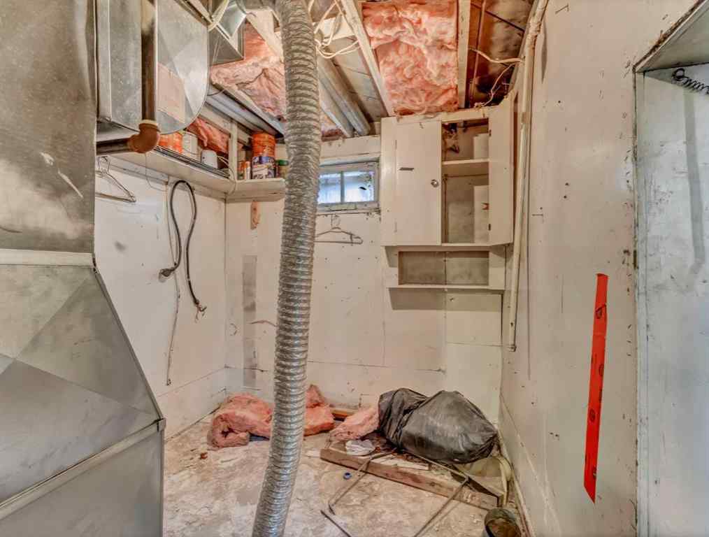 MLS® A2265828 - 960 5 Street SE in River Flats Medicine Hat, Residential