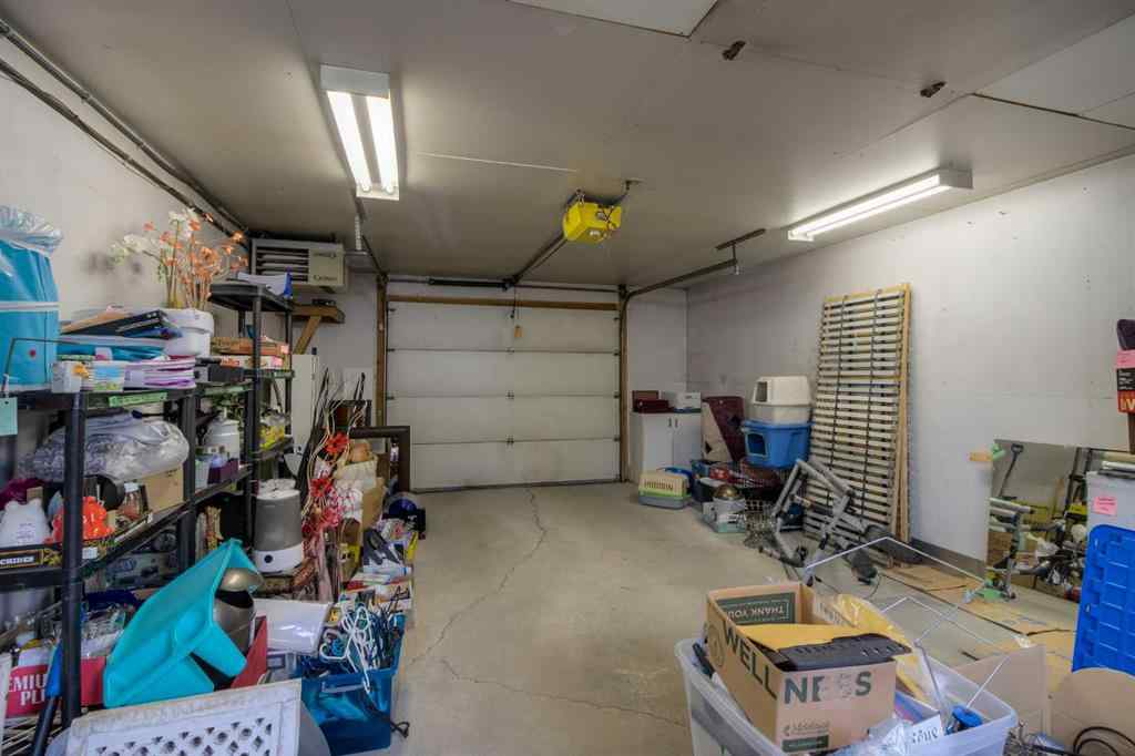 MLS® A2265829 - 813 Stafford Drive N in Senator Buchanan Lethbridge, Residential