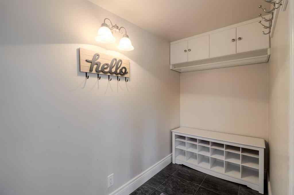 MLS® A2265829 - 813 Stafford Drive N in Senator Buchanan Lethbridge, Residential