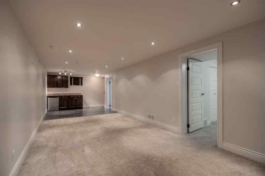 MLS® A2265829 - 813 Stafford Drive N in Senator Buchanan Lethbridge, Residential