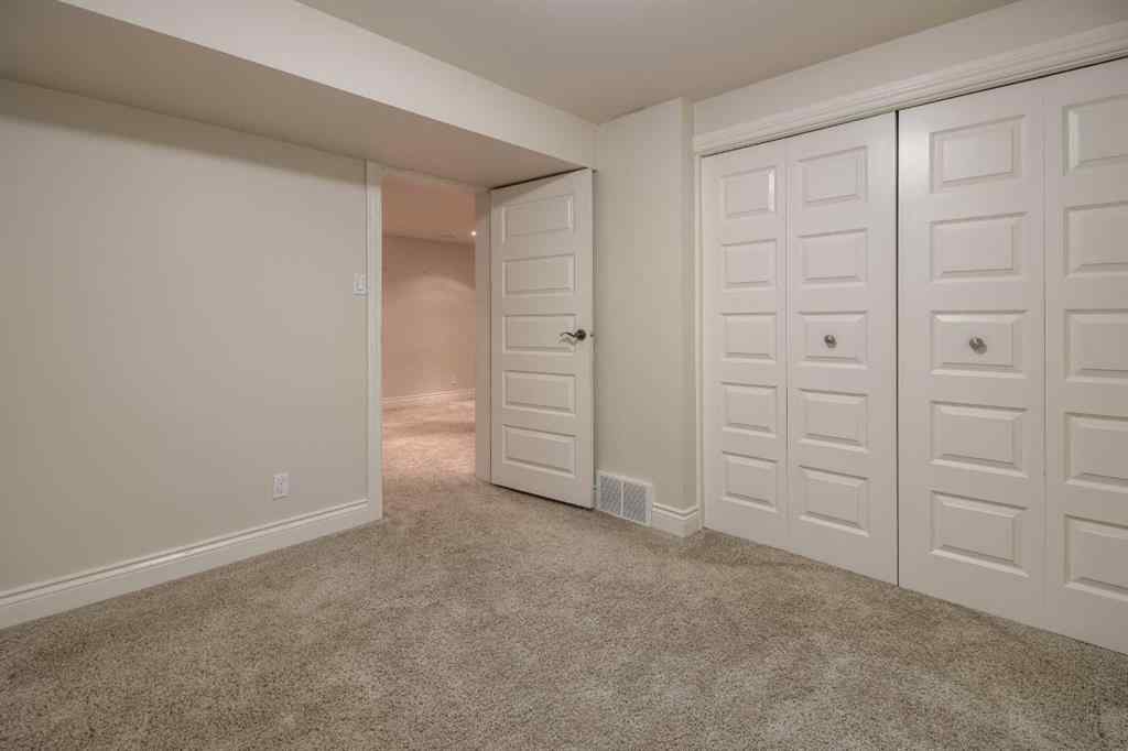 MLS® A2265829 - 813 Stafford Drive N in Senator Buchanan Lethbridge, Residential