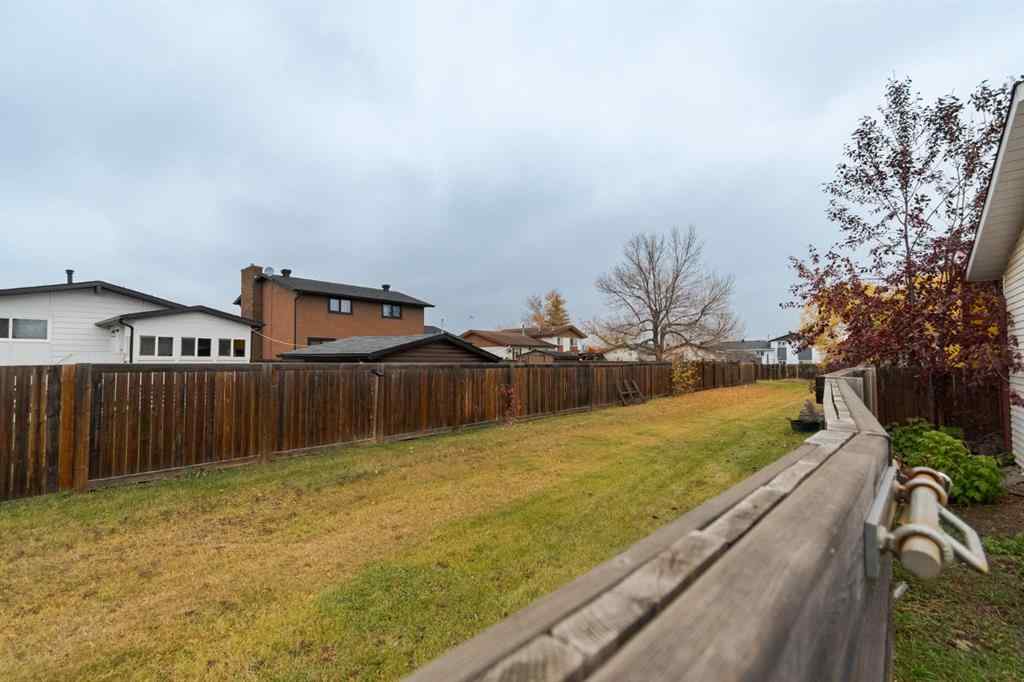 MLS® A2265830 - 114 Highfield Street  in Thickwood Fort McMurray, Residential