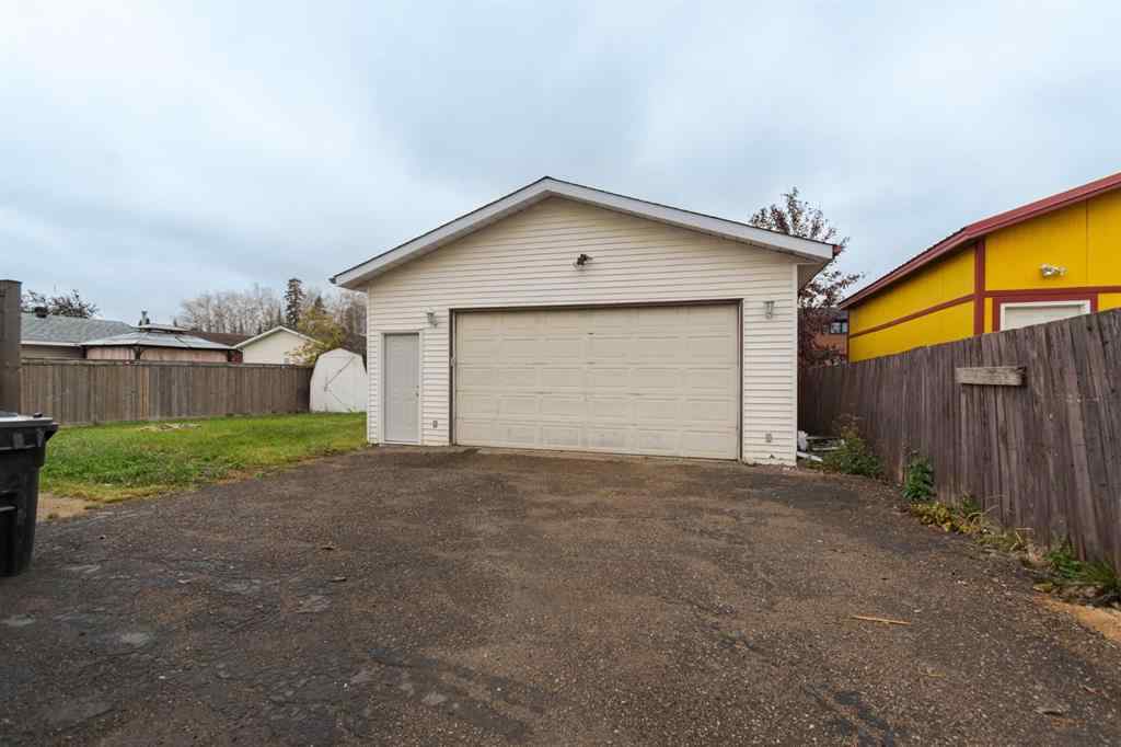 MLS® A2265830 - 114 Highfield Street  in Thickwood Fort McMurray, Residential