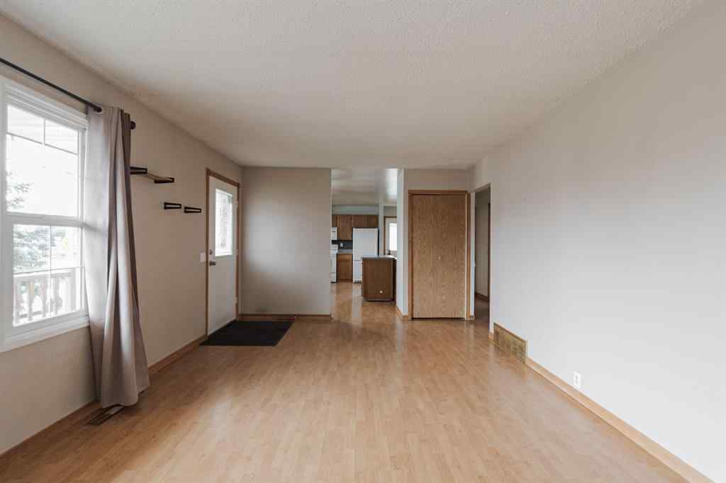 MLS® A2265830 - 114 Highfield Street  in Thickwood Fort McMurray, Residential