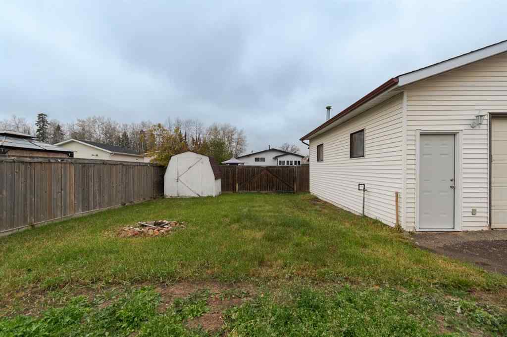 MLS® A2265830 - 114 Highfield Street  in Thickwood Fort McMurray, Residential