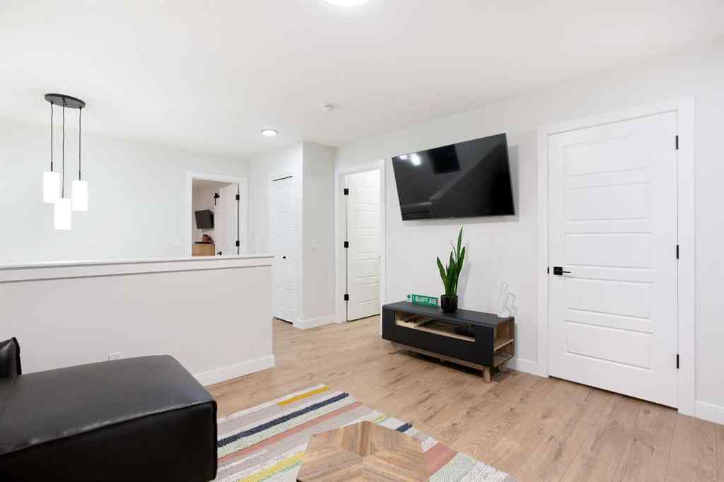 MLS® A2265836 - 210 Chelsea Heath  in Chelsea_CH Chestermere, Residential