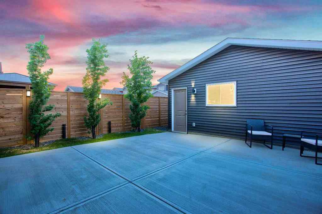 MLS® A2265836 - 210 Chelsea Heath  in Chelsea_CH Chestermere, Residential