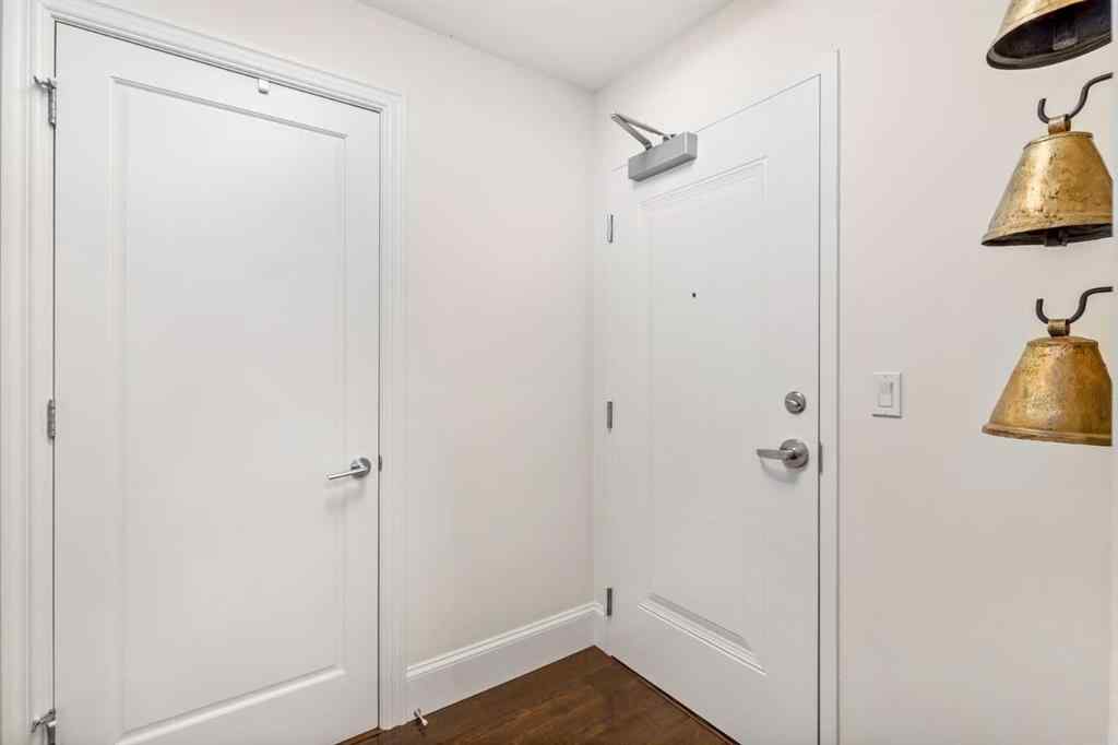 MLS® A2265837 - Unit #105 121 Quarry Way SE in Douglasdale/Glen Calgary, Residential