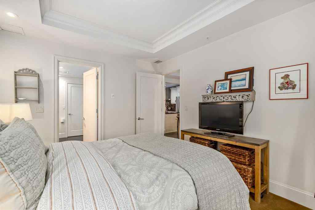 MLS® A2265837 - Unit #105 121 Quarry Way SE in Douglasdale/Glen Calgary, Residential