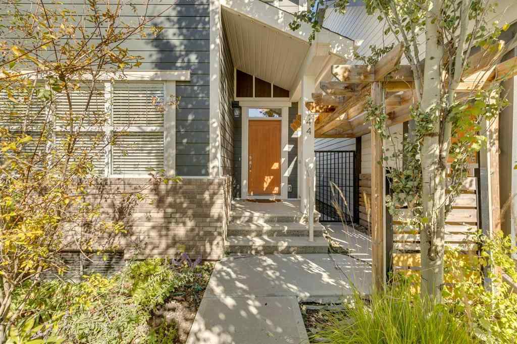 MLS® A2265840 - 144 Masters Link SE in Mahogany Calgary, Residential